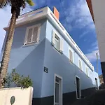 Madeira Surf Camp Vandrarhem *