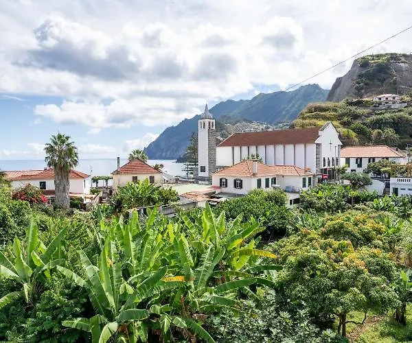 Madeira Surf Camp * Porto da Cruz