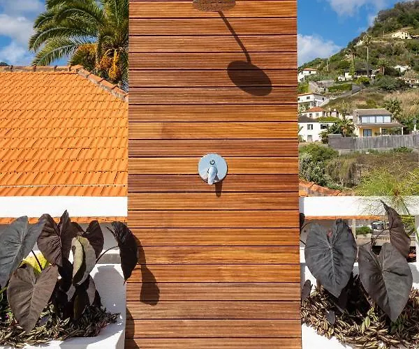 Madeira Surf Camp * Porto da Cruz