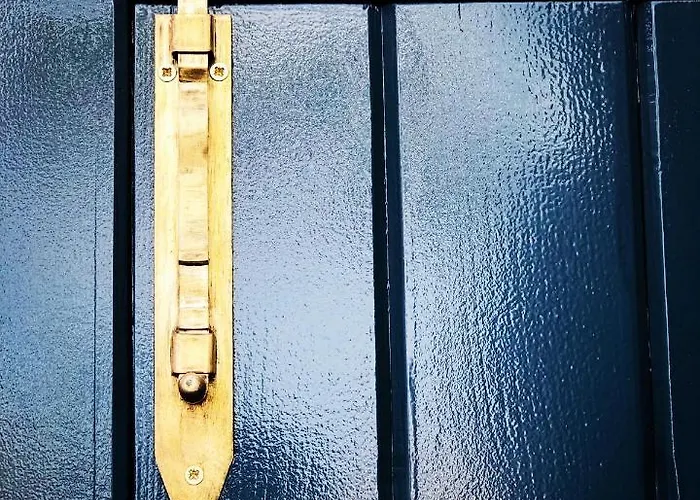 Madeira Surf Camp Hostel Porto Da Cruz