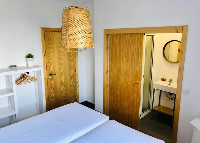 Hostel Madeira Surf Camp